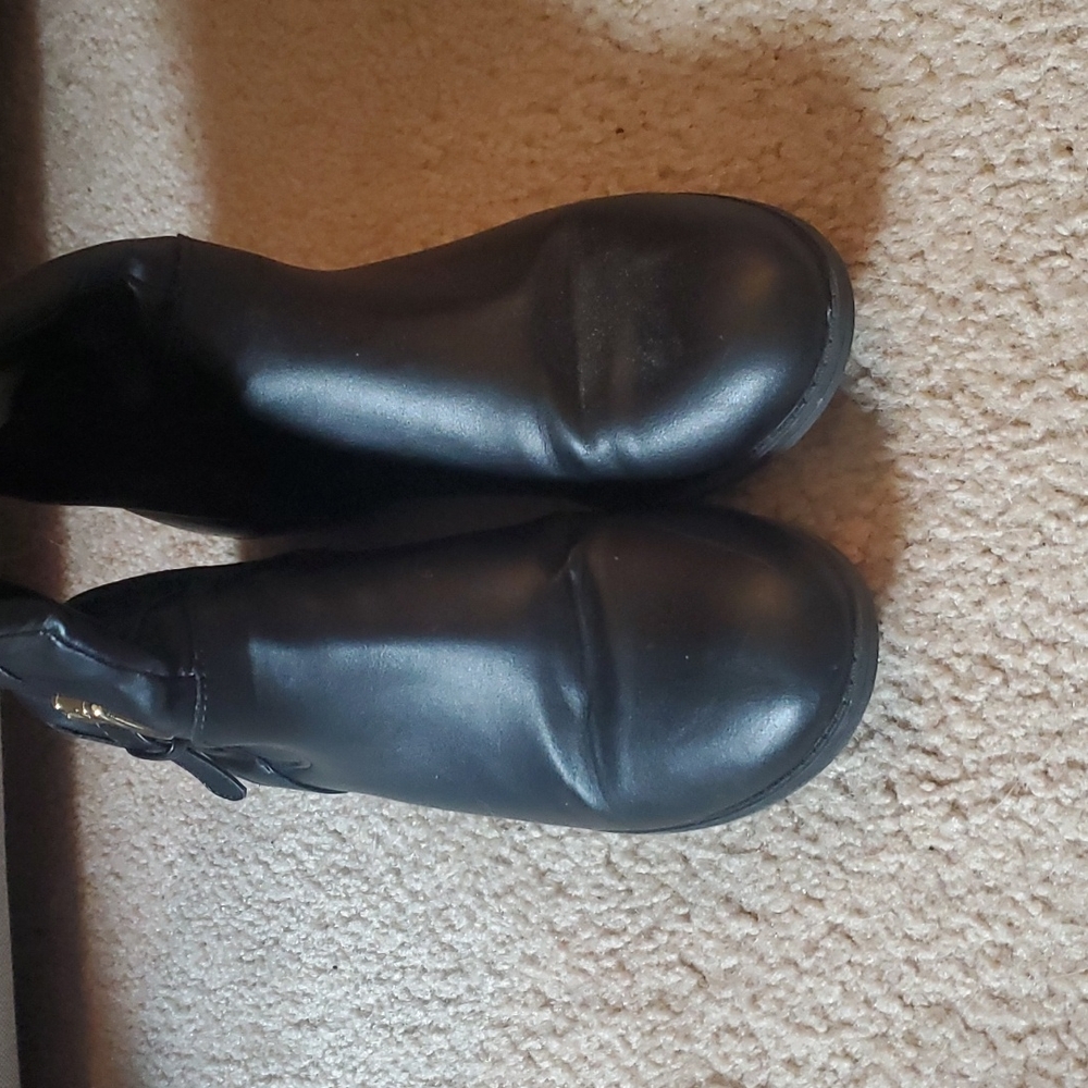 Tall Boots - Picture 3 of 6